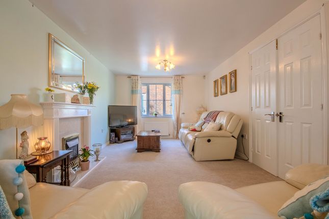 20, Clos Nanteos, Cardiff photo 2
