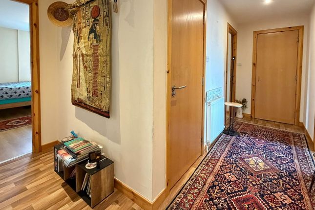 Flat 32, Farraline Court, Inverness, IV1 1PN photo 3