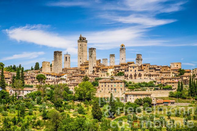 Thumbnail Property for sale in Italy, Tuscany, Siena, San Gimignano