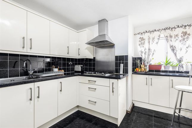 Flat for sale in Wilson Close, Wembley