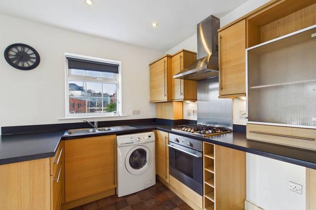 25, Priory Chase, Pontefract photo 4