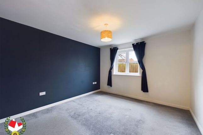 Flat for sale in Boughton Way, Coney Hill, Gloucester