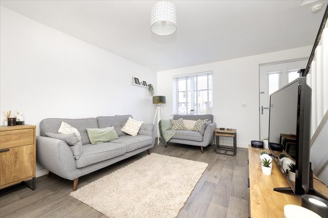 9 Bullfinch Way, Edinburgh photo 4