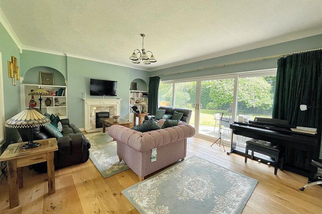 Orchard End, Melbourne Way, Newport photo 3
