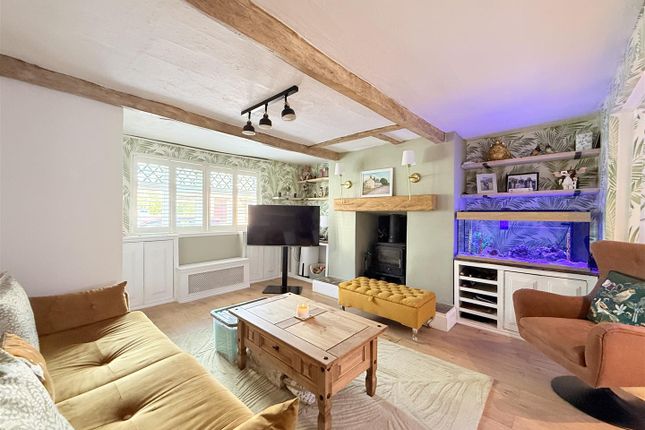 67, Currier Lane, Ashton-Under-Lyne photo 2
