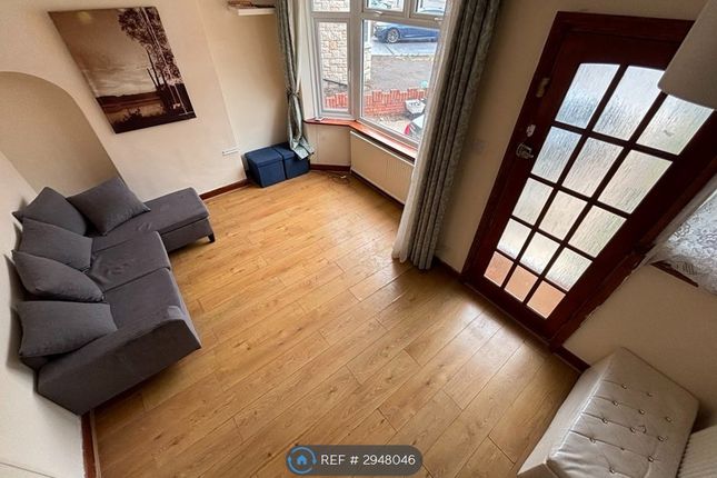 Carlyon Road, Hayes photo 4