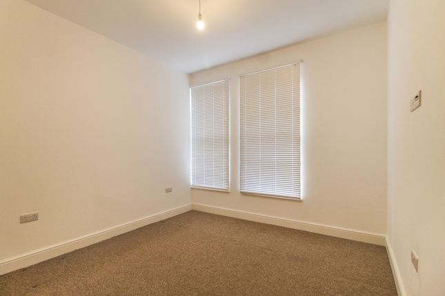 Flat to rent in Amelia Court, Hampshire