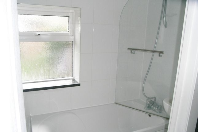28, Brixton Road, North Watford photo 5