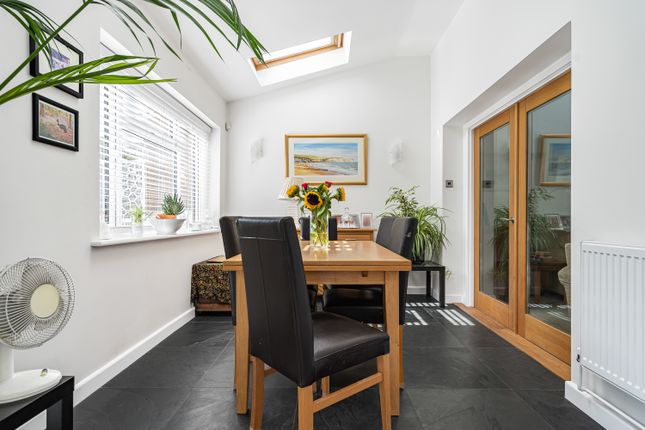 22, Holts Meadow, St. Albans photo 4