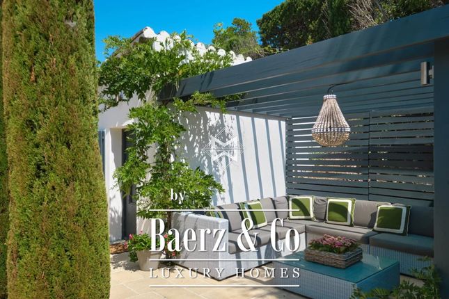 Villa for sale in Barbossi, 06210 Mandelieu-La-Napoule, France