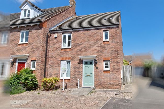 Link-detached house to rent in Costard Avenue, Heathcote, Warwick