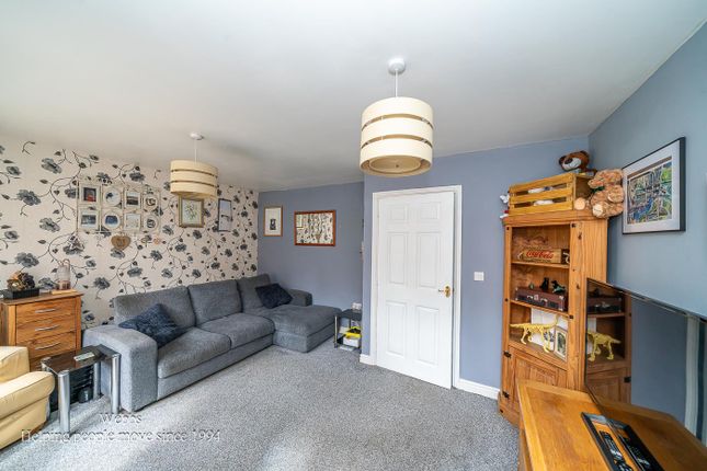 3, Peregrine Way, Cannock photo 4