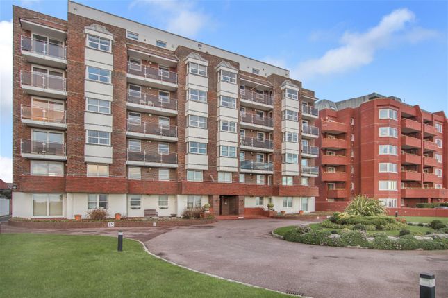 Thumbnail Flat for sale in Regis Court West Parade, Worthing