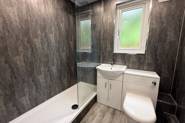 Bellvue Way, Coatbridge, ML5 4FE, Coatbridge photo 4