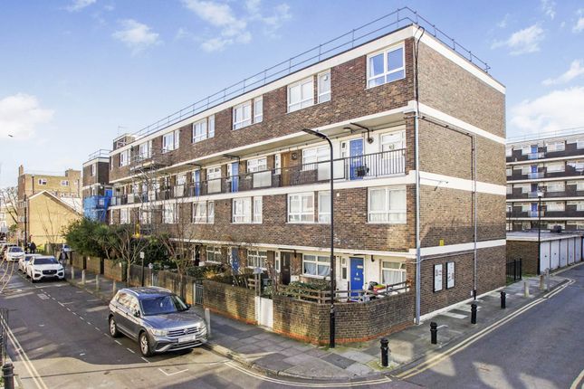 Thumbnail Maisonette for sale in Livermere Road, London