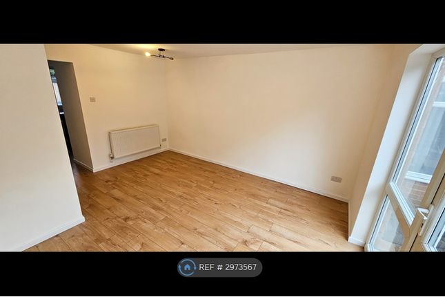 Dovedale Avenue, Sutton-In-Ashfield photo 5