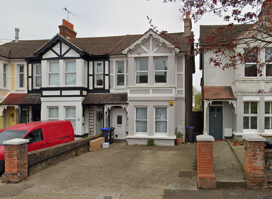 Flat to rent in Harrow Road, Worthing BN11