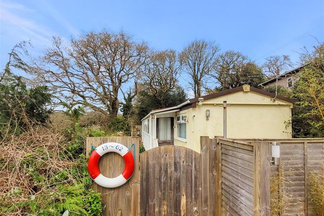 Thumbnail Mobile/park home for sale in Daveys Close, Goldenbank, Falmouth