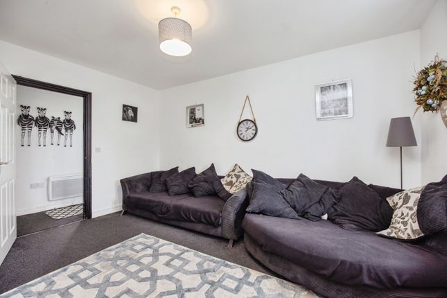35, Netley Meadow, St. Austell photo 4