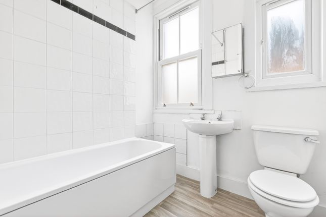 47/47a, Little Ealing Lane, London photo 4