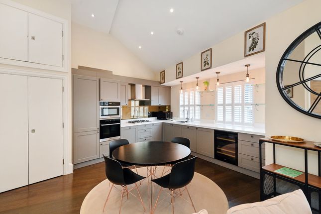 16 Prescott Place, London photo 3