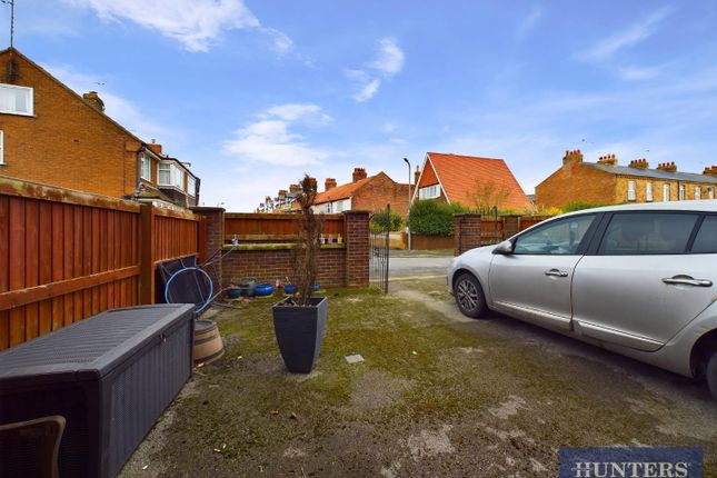 Station Avenue, Filey YO14, 4 bedroom town house for sale - 66571695 ...