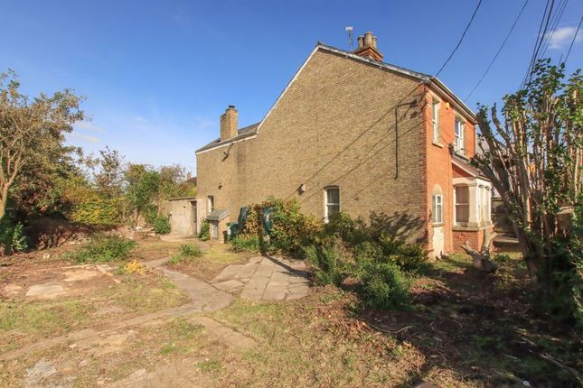 Detached house for sale in Marsworth Road, Pitstone, Leighton Buzzard