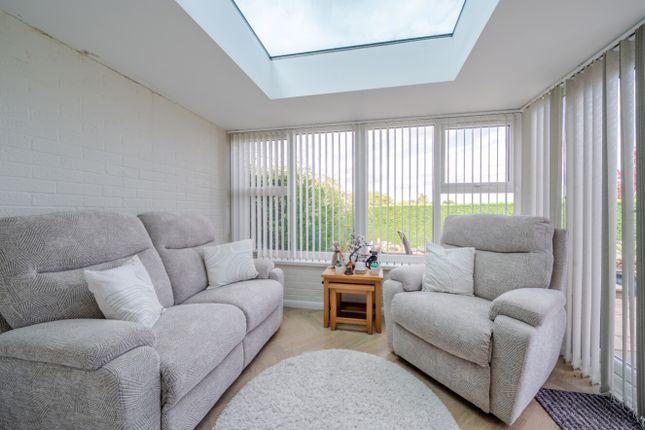 83, Faulding Way, Grimsby photo 4
