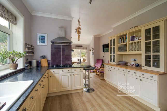 42, Baring Road, Isle of Wight photo 4
