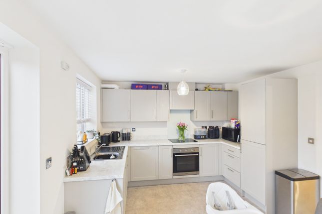 1 Pasture Lane, Kingswood, East Riding of Yorkshire photo 4