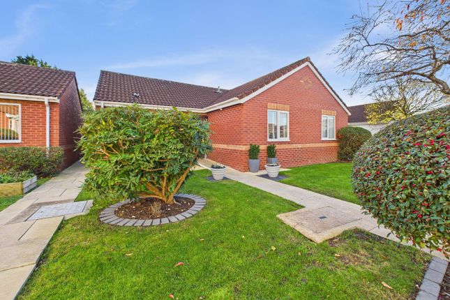 25, Lansdown Gardens, Worle, Weston-Super-Mare photo 4