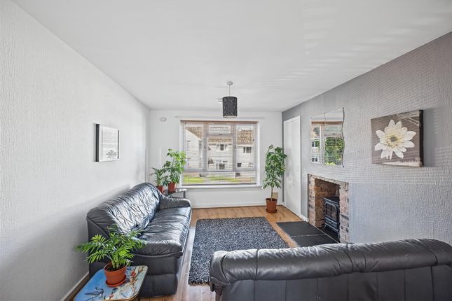39, Elphinstone Crescent, Glasgow photo 4