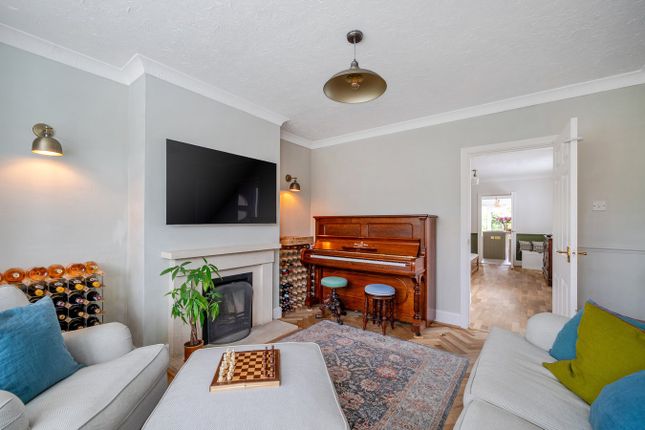 18, Burrard Grove, Lymington photo 4