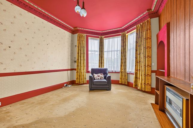 29, St. Kenneth Drive, Lanarkshire photo 2