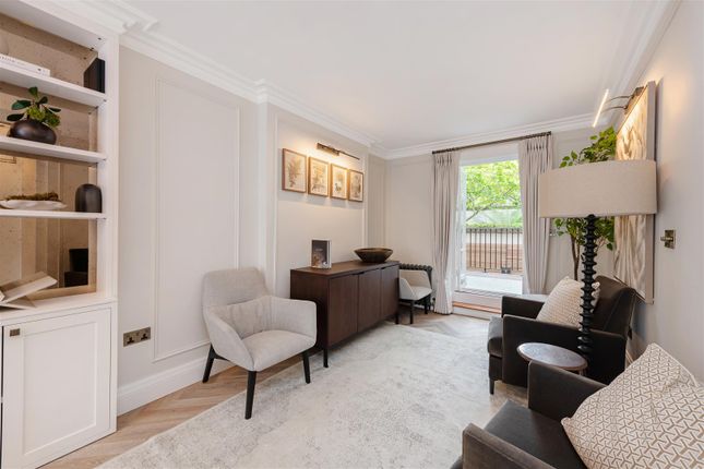 Property for sale in Chester Row, London