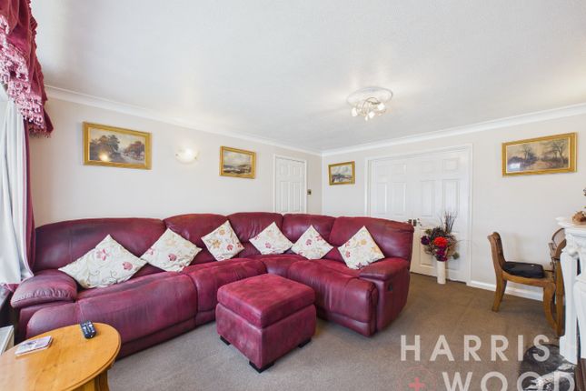 187 Thorpe Road, Clacton-On-Sea, Essex photo 3