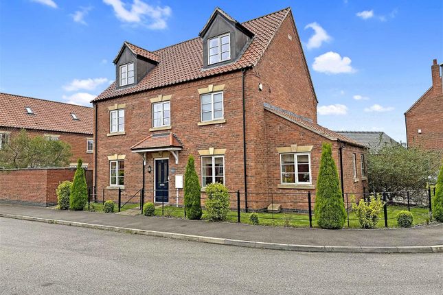 Thumbnail Detached house for sale in Pitomy Drive, Collingham, Newark