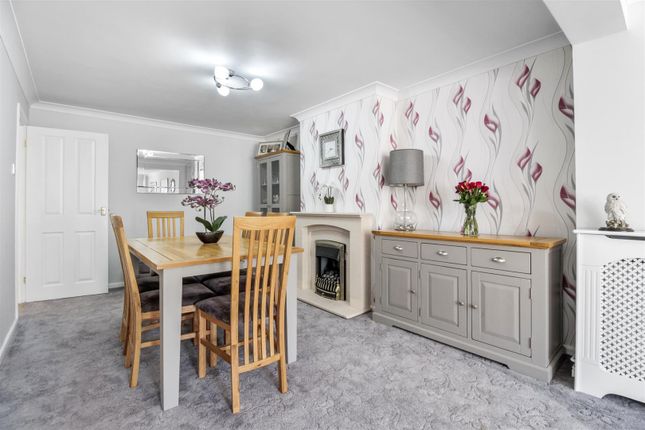 12, Cuckfield Crescent, Worthing photo 4