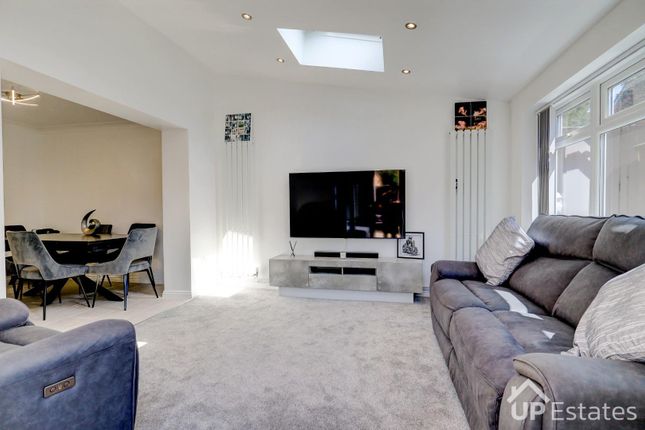 10, Wentworth Drive, Coventry photo 4