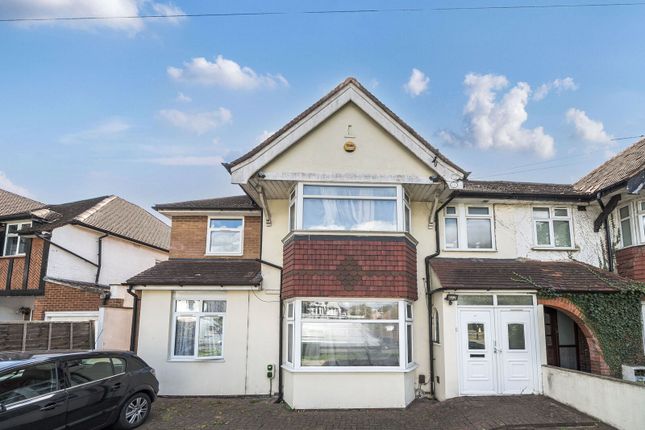 Lyncroft Avenue, Pinner photo 4