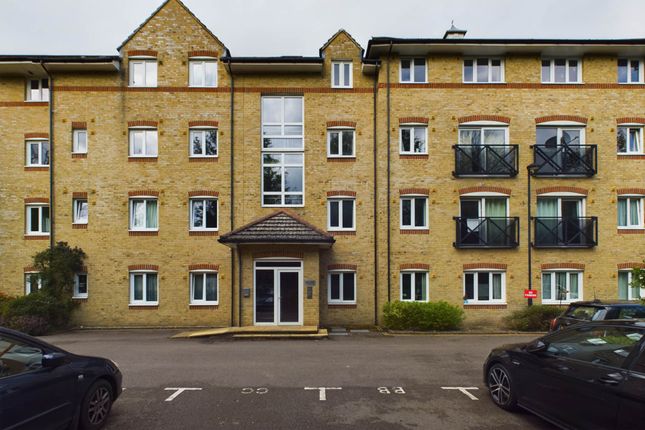 Thumbnail Flat for sale in Malin Court, Boxmoor