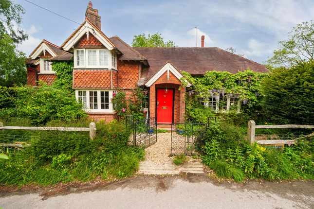 Thumbnail Cottage for sale in Hurston Lane, Storrington