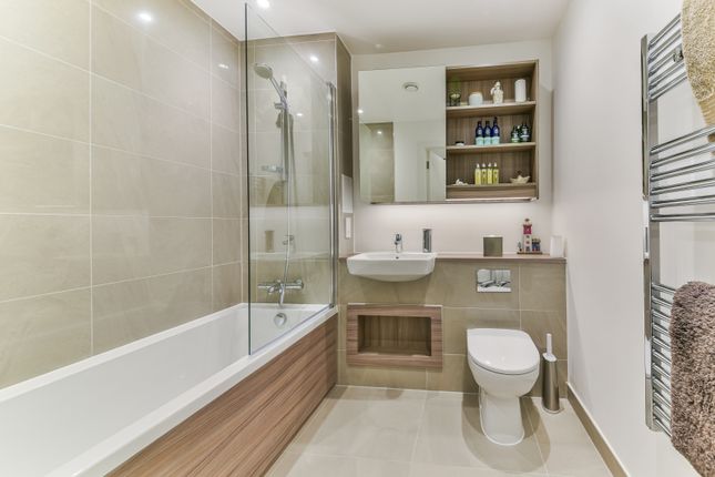 Flat for sale in Swift Court, Southmere, Thamesmead