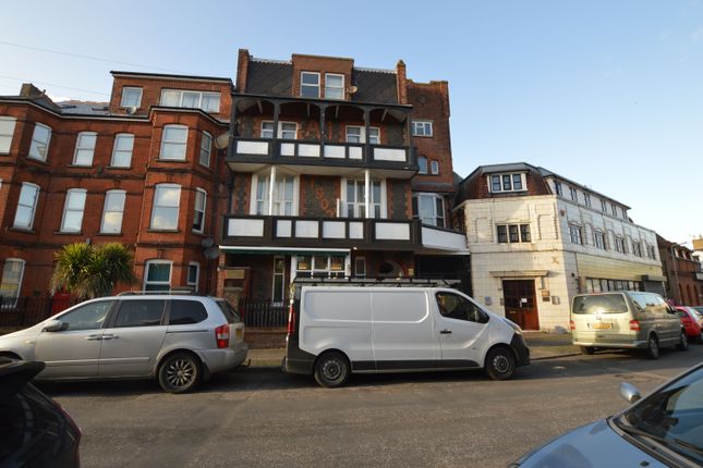 Flat to rent in Cliftonville Avenue, Cliftonville, Margate