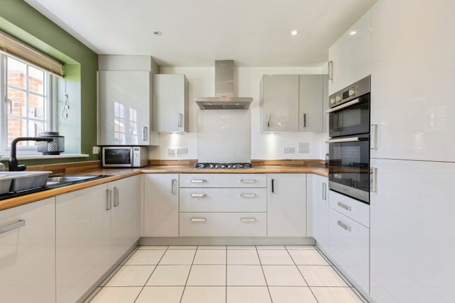 10, Jackdaw Close, Norfolk photo 2
