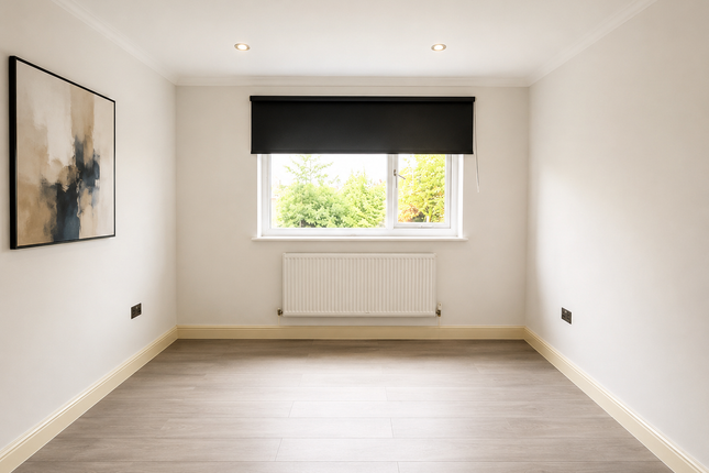 12 Dormans Court, Epsom photo 2