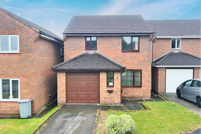 Thumbnail Detached house for sale in Hatcliffe Close, Grantham