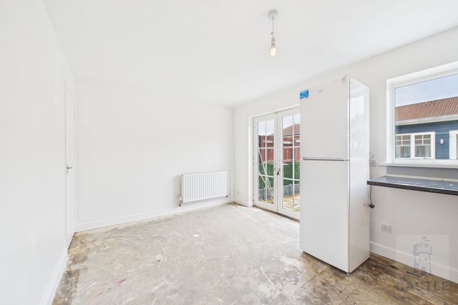12 Hoskins Way, Middlesbrough photo 3