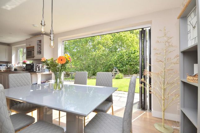 31, Harlech Way, Bristol photo 4