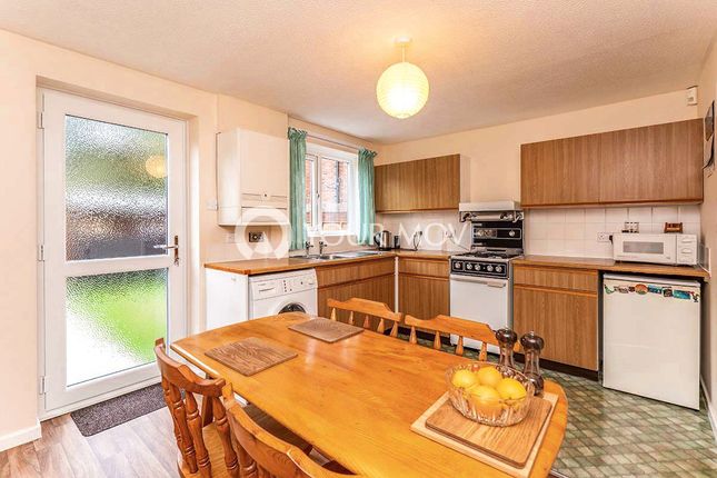 9, Sulway Close, Manchester photo 4